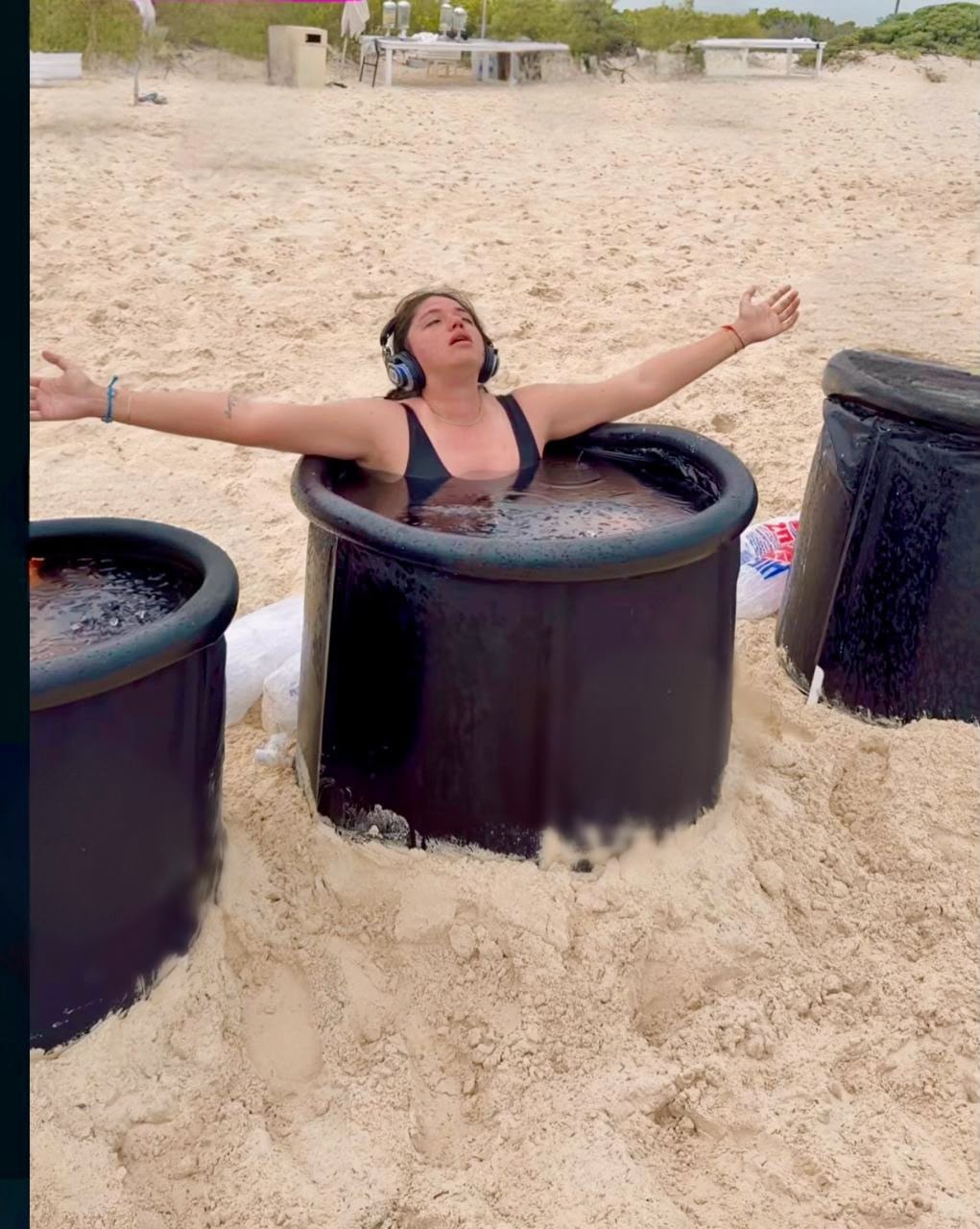 Participante en ice bath sonriendo